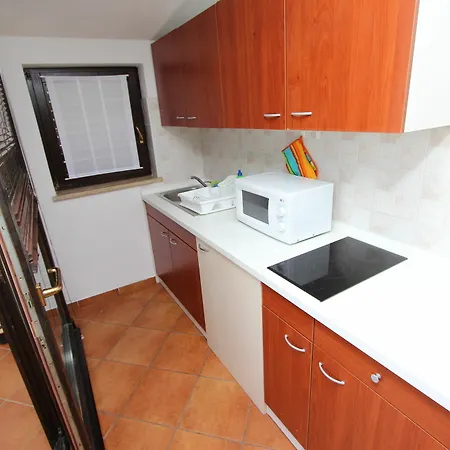 Apartmani Romano *